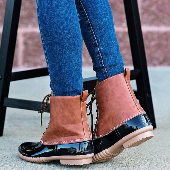 NEW🔥 Lace-Up Flat Duck Rain Boot Ankle Booties - Picture 8 of 8